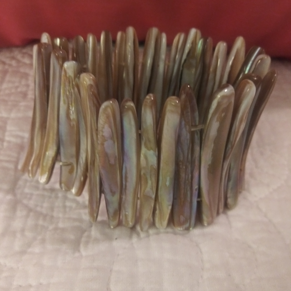 Iridescent Linear Bead Stretch Cuff Bracelet - Picture 3 of 5